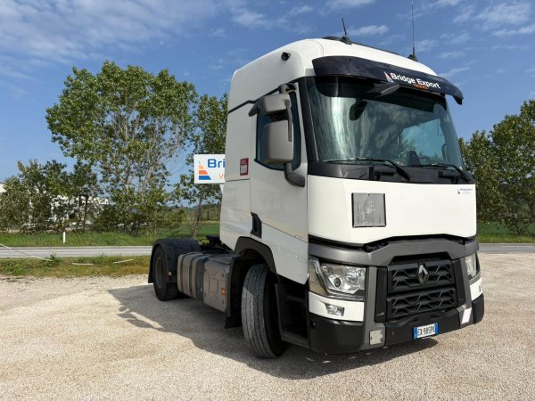 RENAULT T460 ADR